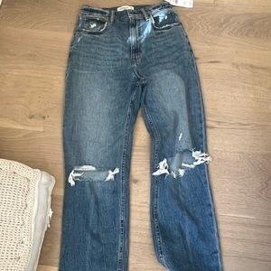 NWT abercrombie and fitch mom jeans